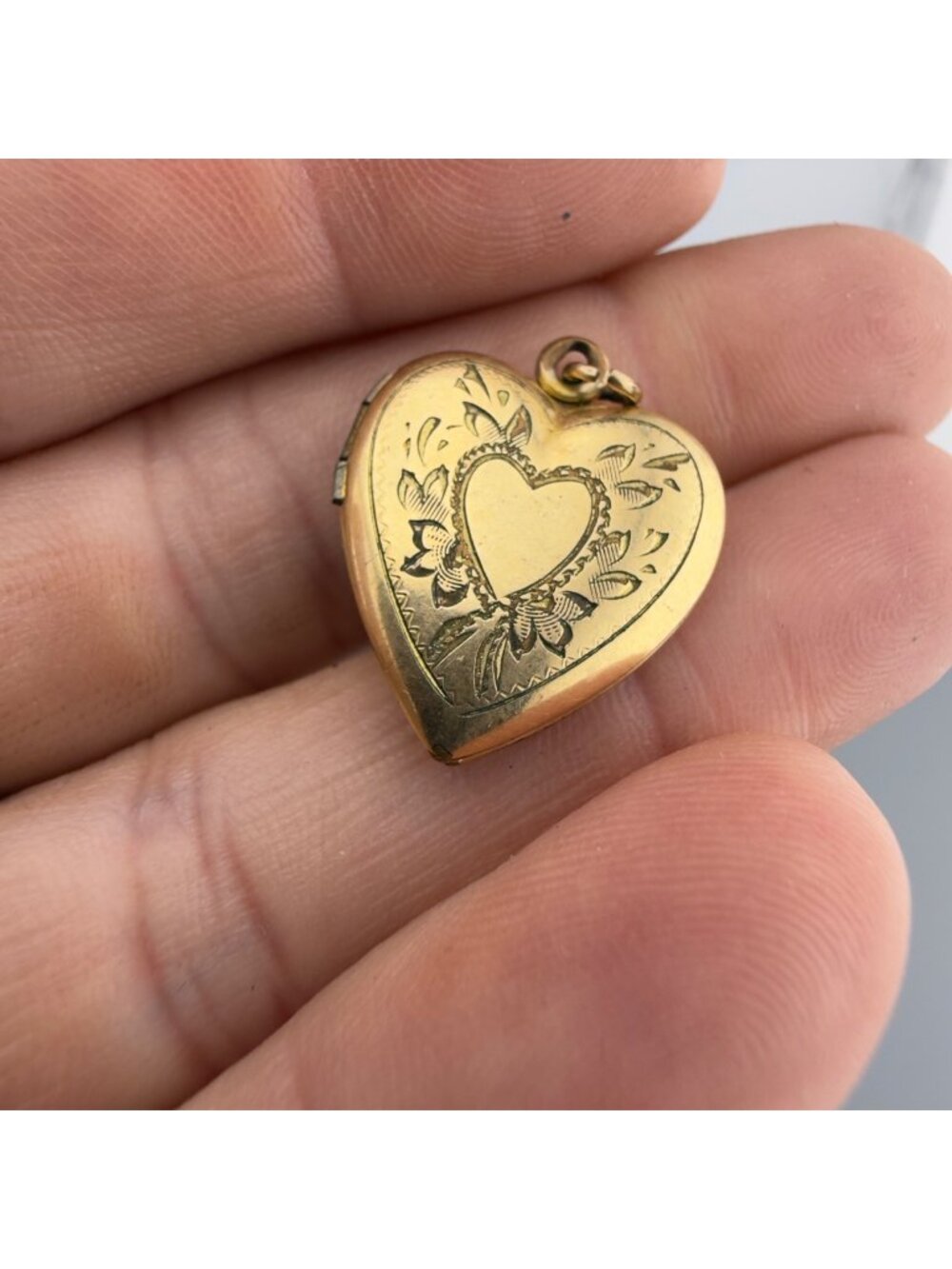 Vintage Gold Filled Heart Locket Engraved Pendant 1/20 12K GF